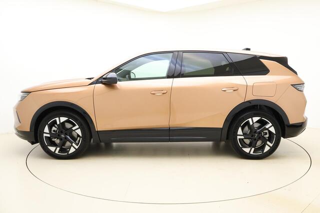 Opel Grandland Electric Business Edition 73 kWh | Afneembare trekhaak | Gunstige bijtelling | Navigatie | Stoel & Stuurverwarming | 20" Lichtmetalen velgen | Keyless | Climate control | Camera