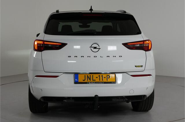 Opel Grandland 1.6 Turbo PHEV 300 pk 4x4 GSe | Trekhaak | El. achterklep |