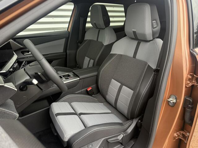 Opel Grandland Electric GS 73kWh 210pk | FOCAL | 360° CAMERA | NAVIGATIE | ELEKT. ACHTERKLEP | AGR STOELEN |