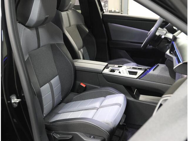 Opel Grandland Electric Business Edition 73 kWh | AUTOMAAT | Warmtepomp | 360° Camera | Stoel, stuur & voorruit verwarmd | Apple Carplay/Android Auto | Elektr. achterklep | ARG-stoelen | Matrix LED | Navigatie |