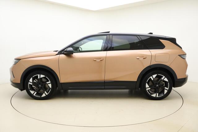 Opel Grandland Electric GS 73 kWh | Navigatie | Glazen schuif/kanteldak | AGR Stoelen | Zwart dak | Keyless | Stoel & Stuurverwarming | Adaptive Cruise control