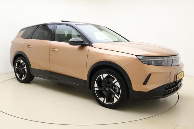 Opel Grandland Electric GS 73 kWh | Navigatie | Glazen schuif/kanteldak | AGR Stoelen | Zwart dak | Keyless | Stoel & Stuurverwarming | Adaptive Cruise control