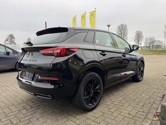 Opel Grandland 1.2 Turbo GS Geheel rijklaar en als nieuw! | Camera | 18" | Navi | Carplay | Full LED | AGR Stoelen | Incl. beurt en garantie!
