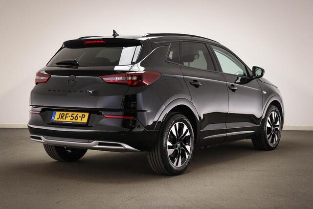 Opel Grandland 1.6 Turbo Plug-In Hybrid Ultimate | LEDER / BLACK- PACK | STUURVERWARMING | STOELVENTILATIE | DAB | APPLE | CAMERA