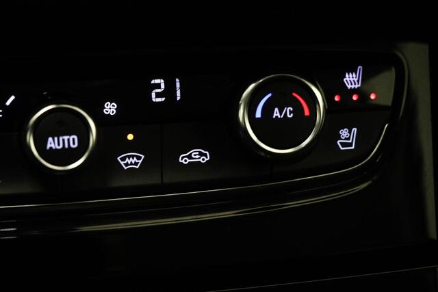 Opel Grandland 1.6 Turbo Plug-In Hybrid Ultimate | LEDER / BLACK- PACK | STUURVERWARMING | STOELVENTILATIE | DAB | APPLE | CAMERA