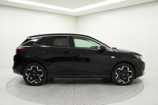 Opel Grandland 1.6 Turbo Plug-In Hybrid Ultimate | Blind Spot / Camera 360° / Navi / Alcantara