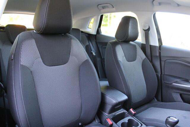 Opel Grandland 1.2 Turbo 131pk Edition | Achteruitrijcamera | Trekhaak | Stoelverwarming | Navigatie | Carplay