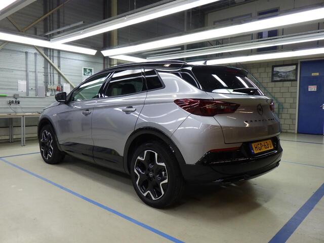 Opel Grandland 1.2 Turbo Ultimate met Leer, Navi/Camera, LED, AGR, Elek.Klep
