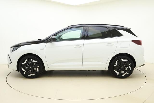 Opel Grandland 1.6 Turbo Plug-In Hybrid 300PK 4x4 GSe | Adaptive Cruise Control | 360° Camera | Stoelverwarming | Elektrische achterklep | Alcantara Bekleding | Camera | 19'' LM Velgen