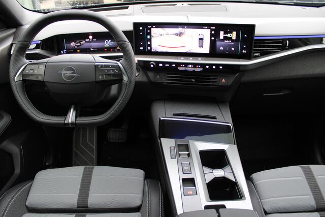 Opel Grandland 1.6 Turbo Plug-in-Hybrid Ultimate | Panoramadak | Trekhaak | Head-Up | FOCAL