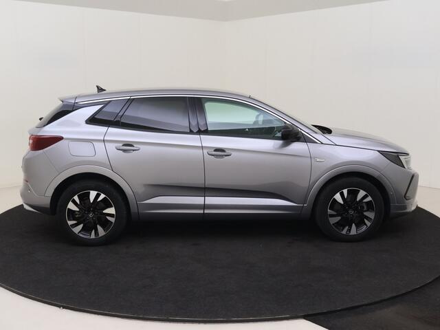 Opel Grandland 1.6 PHeV Business Elegance El. Achterklep Winterpakket Géén Afle