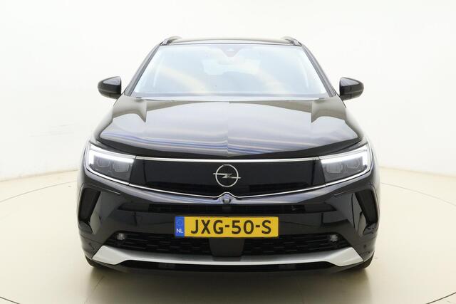 Opel Grandland 1.2 Turbo 130pk Automaat Ultimate | Climate & Cruise Control | Elektrische achterklep | Navigatie | Achteruitrijcamera | Winterpakket | Alcantara bekleding | 19" Lichtmetalen velgen