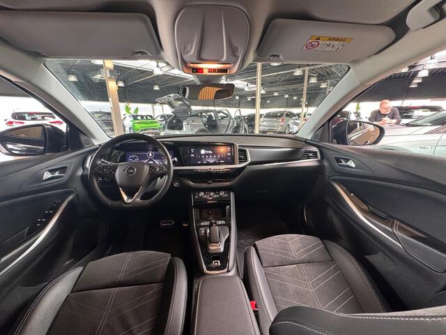 Opel Grandland 1.6 Turbo Plug-In Hybrid Ultimate Black Edtion Navigatie Cruise Control LMV El Achterklep
