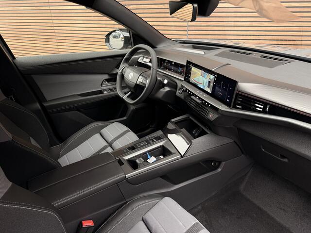 Opel Grandland 1.6 Turbo Plug-in-Hybrid Ultimate Trekhaak / 360* Camera / Navi / Clima / LED / AGR