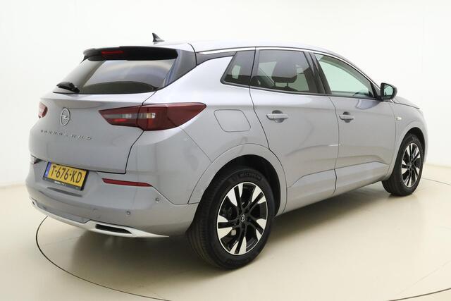 Opel Grandland 1.2 Turbo Level 3 | Adaptive Cruise Control | Stoelverwarming | Verwarmd stuurwiel | Navigatie | Camera | Elektrische kofferklep | Full LED | Keyless Entry & Start | 1e Eigenaar