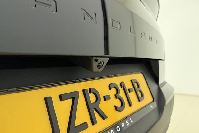 Opel Grandland 1.2 Turbo Hybrid GS | Automaat | Achteruitrij camera | Apple carplay | Adaptive cruise controle | stuur en voorstoelen verwarmd | Navigatie systeem full map