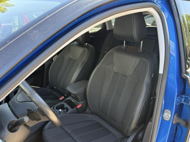 Opel Grandland 1.2 Turbo GS l Stuurverwarming l Camera l Stoelverwarming l Apple Carplay l