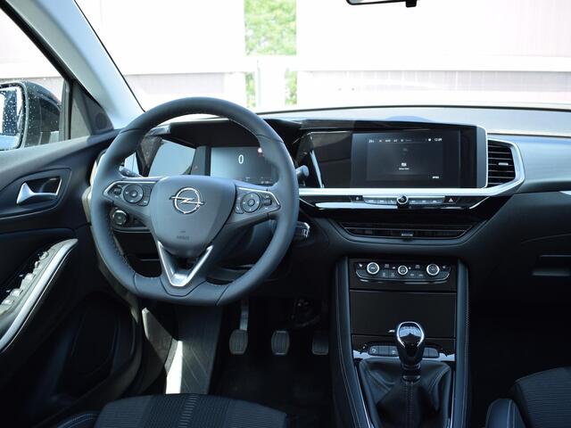 Opel Grandland 1.2 Turbo Level 2 Edition | CARPLAY | PARKEERSENSOREN | WINTERPAKKET | E.C.C. | 16.837km