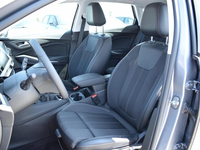 Opel Grandland 1.2 Turbo Level 2 Edition | CARPLAY | PARKEERSENSOREN | WINTERPAKKET | E.C.C. | 16.837km