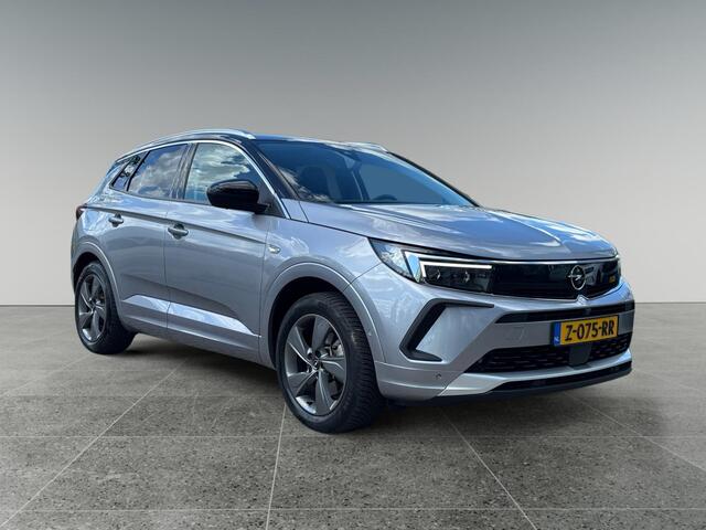 Opel Grandland Ultimate 1.6 PHEV Hybrid4 300pk e-EAT8 4x4 | ALCANTAR / LEDER | TREKHAAK | MATRIX LED | PURE PANEL | NAVI PRO | 360° CAMERA | WINTER PACK | ELEK. A.KLEP | ISOFIX |