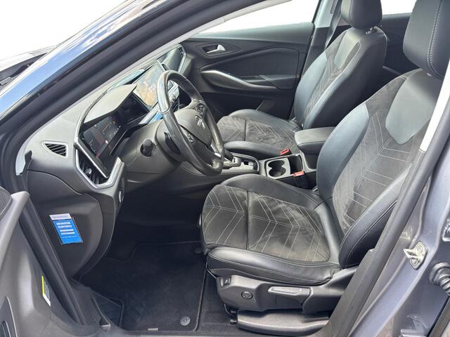 Opel Grandland Ultimate 1.6 PHEV Hybrid4 300pk e-EAT8 4x4 | ALCANTAR / LEDER | TREKHAAK | MATRIX LED | PURE PANEL | NAVI PRO | 360° CAMERA | WINTER PACK | ELEK. A.KLEP | ISOFIX |