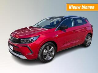 opel-grandland-1.6-phev-225-hybrid-