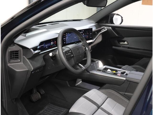 Opel Grandland 1.6 Turbo Plug-in-Hybrid GS | VOORRAAD = SNEL RIJDEN | IntelliLUX LED Matrix | AGR Voorstoelen | Stoel, Stuur verwarming | 360° Camera | Dodehoekdetectie |