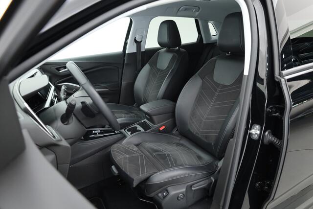 Opel Grandland 1.2 Turbo Ultimate | Dig. Cockpit |Trekhaak | Camera | Stoel-Stuurverw. | Adapt. Cruise | Keyless | Apple CarPlay & Android Auto