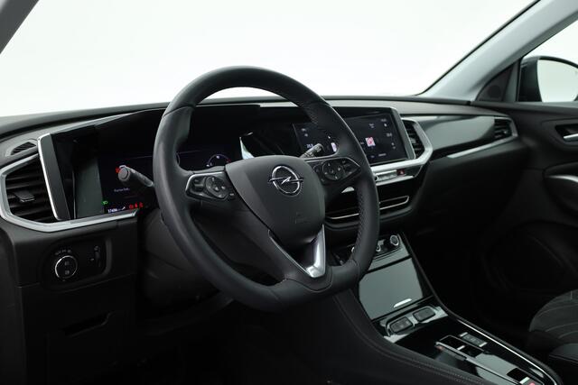 Opel Grandland 1.2 Turbo Ultimate | Dig. Cockpit |Trekhaak | Camera | Stoel-Stuurverw. | Adapt. Cruise | Keyless | Apple CarPlay & Android Auto