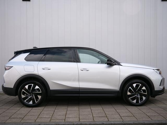 Opel Grandland 1.2 Turbo Hybrid GS 136 Pk Automaat Navi / DAB / Apple Carplay / Camera / Winterpakket