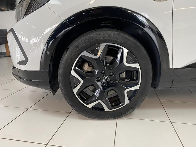 Opel Grandland 1.6 Turbo Hybrid4 Ultimate 300 Pk