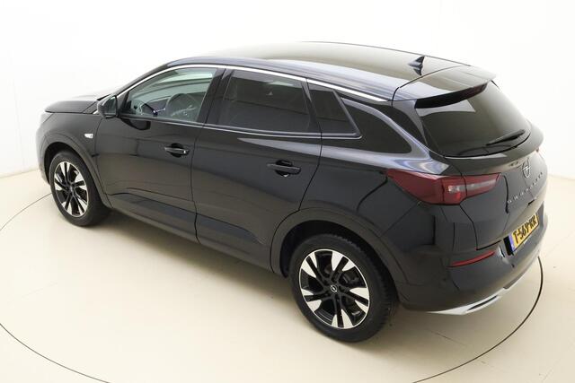 Opel Grandland 1.2 Turbo GS Line 130 PK Automaat | Elektrische achterklep | Navigatie | Keylss | AGR Stoelen | Stoel & Stuurverwarming | Two Tone Lichtmetalen velgen