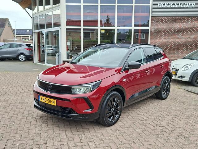 Opel Grandland 1.2 Turbo Black Edition, automaat|Camera|Carplay