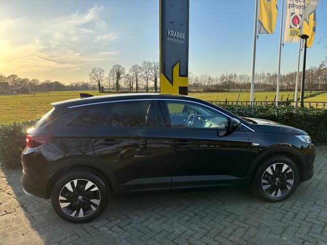Opel Grandland X 1.6 Turbo Innovation Led / Keyless / Camera