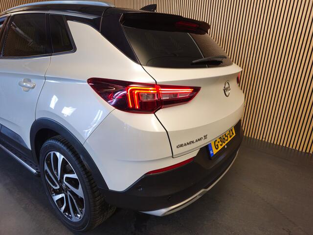 Opel Grandland X 1.2 Turbo Ultimate - Apple Carplay/Android Auto - Stoelverwarming voor en achter - Stoelventilatie - Stuurverwarming - Parelmoer - Leder - Trekhaak - 19' - Denon premium soundsystem