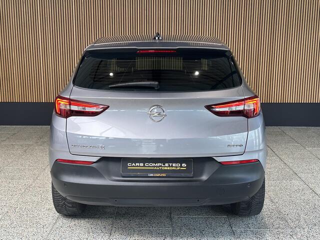 Opel Grandland X 1.2 Turbo Business +