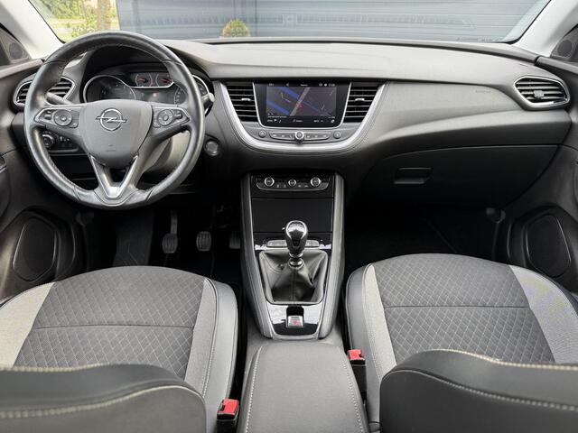 Opel Grandland X 1.2 Turbo Ultimate 1e Eigenaar,Navi,Clima,Cruise,Camera,Trekhaak,D riem v.v. bij 38.000 km,Apple Carplay,Stoelverwarming,6 Bak,131pk,APK tot 01-2026