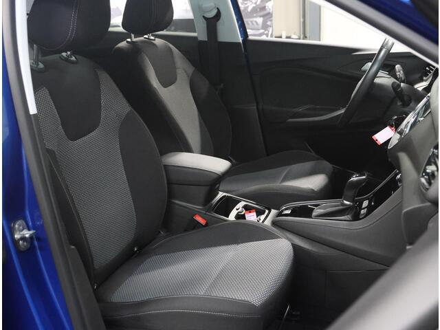 Opel Grandland X 130PK Turbo Edition | AppleCarPlay/AndroidAuto | Panoramadak | Navigatie | Cruise Control | Climate Control | LED | Armsteun | Parkeersensoren | Isofix | Privacy Glass |