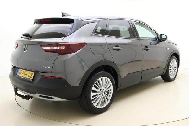 Opel Grandland X 1.2 Turbo Innovation 130 PK | Navigatie | Trekhaak | Climate control | Comfort stoelen | Extra getint glas | Stoel & Stuurverwarming | Camera