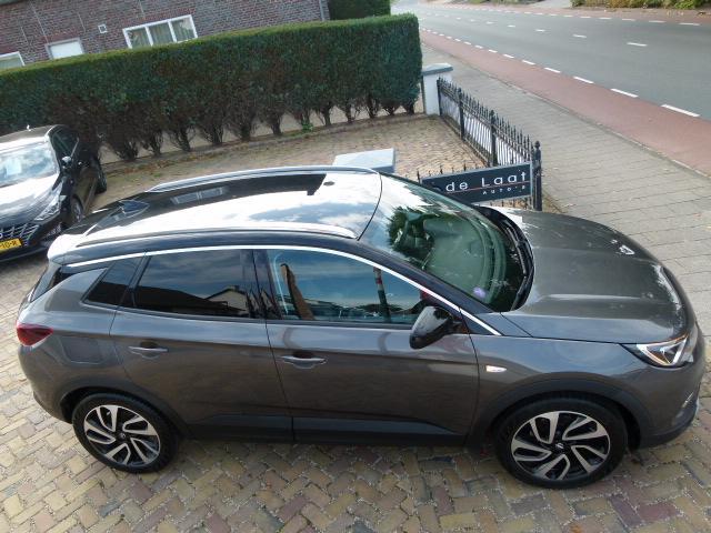 Opel Grandland X 1.2 Turbo Innovation, 19"LMV/DEELS LEER/CARPLAY