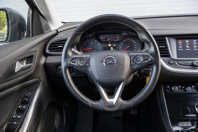 Opel Grandland X 1.2 Turbo Business Executive