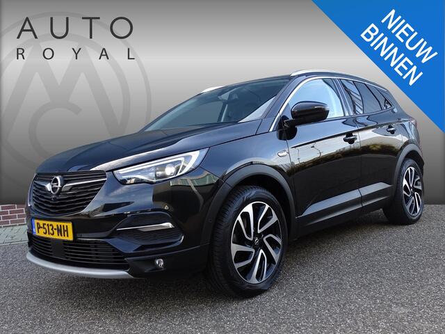 Opel Grandland X 1.2 Turbo Innovation AUTOMAAT | APPLE CARPLAY | 360 CAMERA | NAVIGATIE | AIRCO/EC | ADAPTIEVE CRUISECONTROL | PARKEERSENSOREN | LEDER BEKLEDING | DAB RADIO | LED VERLICHTING | STOELVERWARMING |