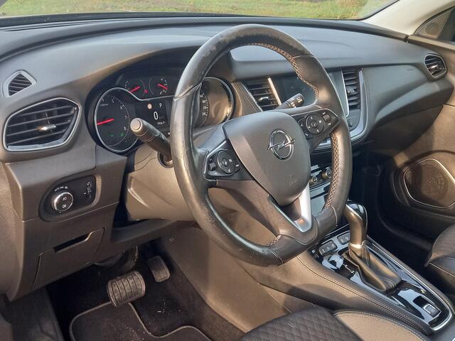Opel Grandland X 1.2 Turbo Business Executive