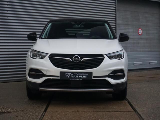 Opel Grandland X 1.2 Turbo Business Executive
