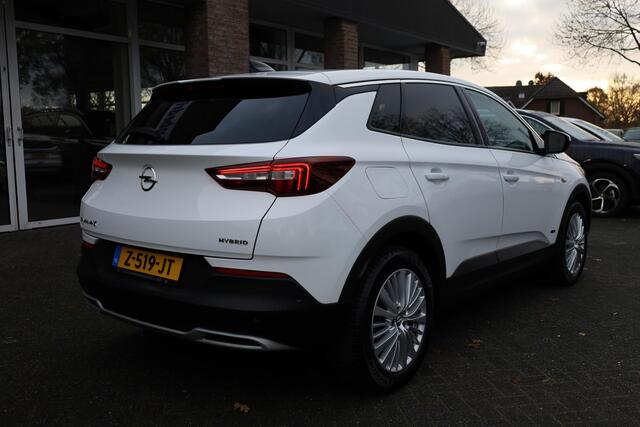 Opel Grandland X 1.6 Turbo Hybrid Ultimate CARPLAY HALF-LEER 2xPDC CRUISE NAVI CLIMA 18"LMV+ALL-SEASONS! ELEC.ACHTERKLEP ENZ.
