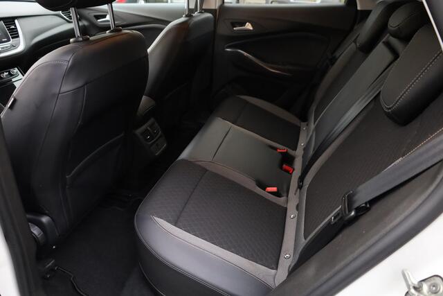 Opel Grandland X 1.6 Turbo Hybrid Ultimate CARPLAY HALF-LEER 2xPDC CRUISE NAVI CLIMA 18"LMV+ALL-SEASONS! ELEC.ACHTERKLEP ENZ.