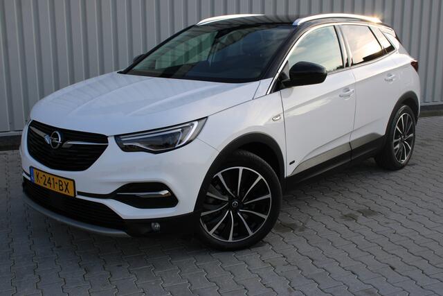 Opel Grandland X 1.6 Turbo Hybrid Ultimate | Incl. 12 maanden garantie | Cruise control | Climate control | Stoelverkoeling/verwarming | Apple carplay | Navigatie | DAB radio | Voor + achter camera | 100% dealer onderhouden |