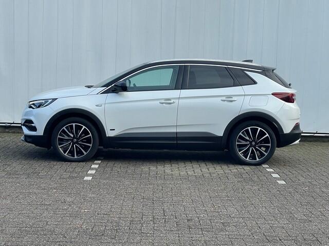 Opel Grandland X 1.6 Turbo 300PK Hybrid4 Ultimate met Navi/Camera, Winterpakket, 19inch, AGR