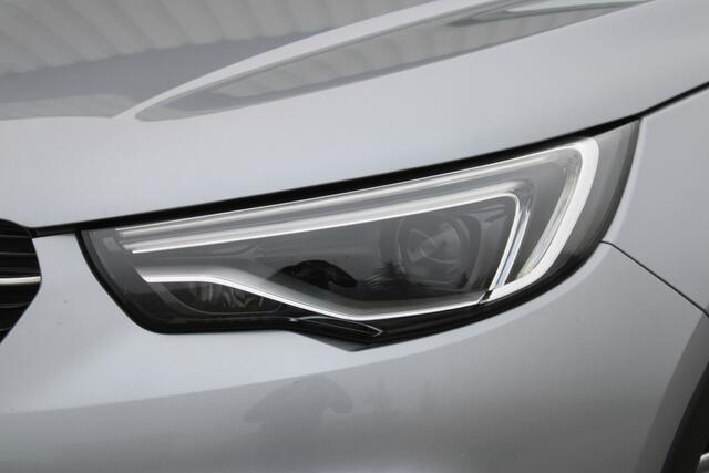 Opel Grandland X 1.2 Turbo Business Elegance | Incl. 12 maanden garantie | Stoel/stuurverwarming | Parkeercamera voor + achter | Apple carplay/Android auto | Navigatie | Cruise control | Climate control |