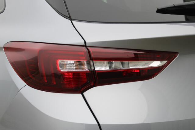 Opel Grandland X 1.2 Turbo Business Elegance | Incl. 12 maanden garantie | Stoel/stuurverwarming | Parkeercamera voor + achter | Apple carplay/Android auto | Navigatie | Cruise control | Climate control |